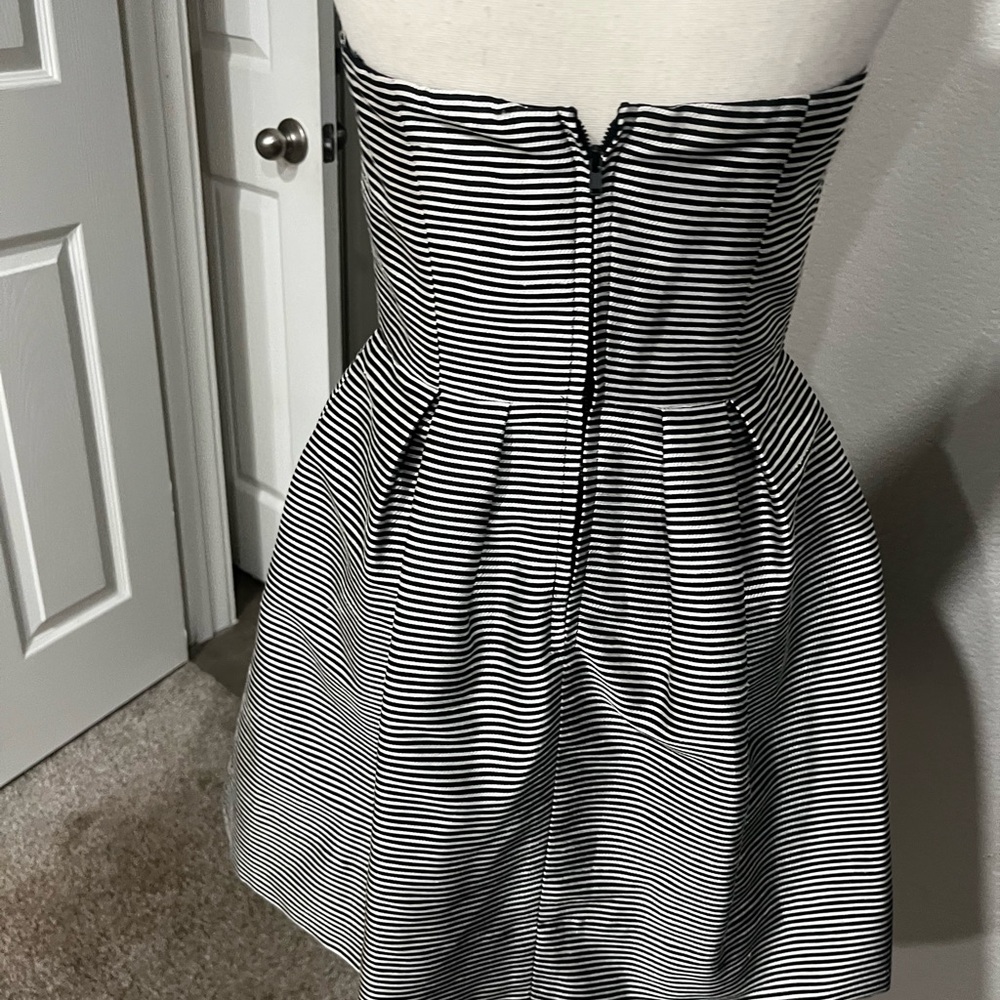 Jill Jill Stuart View 3